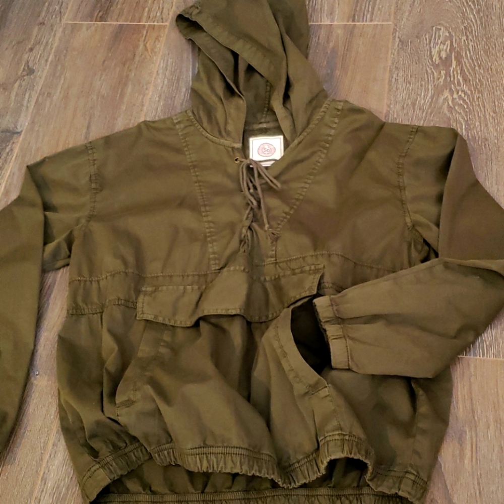 Army green Pull over with pockets